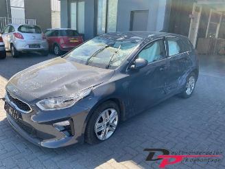 disassembly passenger cars Kia Cee d Ceed (CDB5/CDBB), Hatchback 5-drs, 2018 1.0i T-GDi 12V 2021/6