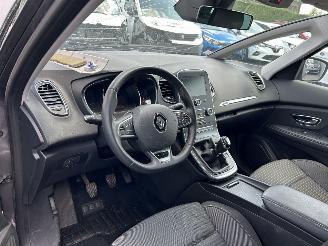 Renault Grand-scenic  picture 3