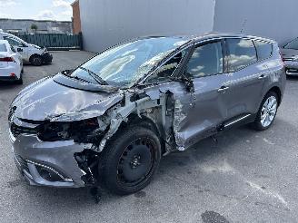 Renault Grand-scenic  picture 2