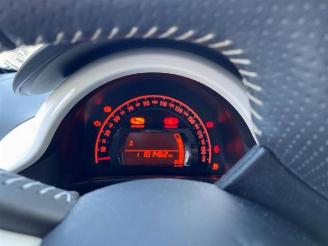 Renault Twingo Twingo III (AH), Hatchback 5-drs, 2014 1.0 SCe 70 12V picture 13