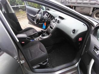 Peugeot 308 308 SW (4E/H), Combi 5-drs, 2007 / 2014 1.6 VTI 16V picture 16