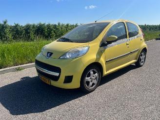  Peugeot 107  2011/6