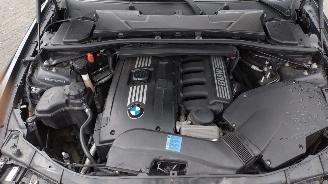 BMW 3-serie Bmw 325i High Executive automaat nette mooie auto! picture 3