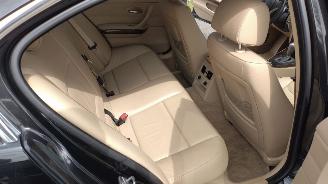 BMW 3-serie Bmw 325i High Executive automaat nette mooie auto! picture 17