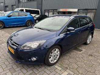 skadebil auto Ford Focus 1.0 EcoBoost WAGON 2012/7