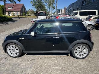 Mini Cooper 1.6 Cooper Camden picture 2