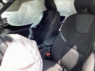 Volvo V-40 V40 (MV), Hatchback 5-drs, 2012 / 2019 1.5 T3 16V Geartronic picture 23