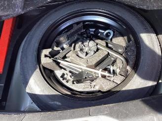 Volvo V-40 V40 (MV), Hatchback 5-drs, 2012 / 2019 1.5 T3 16V Geartronic picture 13