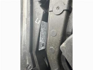 Volvo V-40 V40 (MV), Hatchback 5-drs, 2012 / 2019 1.5 T3 16V Geartronic picture 29