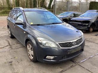 Purkuautot passenger cars Kia Cee d Cee'd Sporty Wagon (EDF), Combi, 2007 / 2012 1.4 16V 2010/10