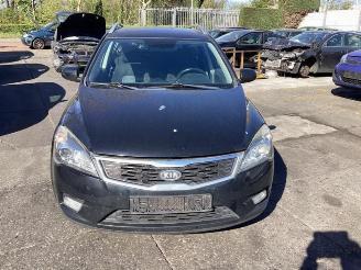 Kia Cee d Cee'd Sporty Wagon (EDF), Combi, 2007 / 2012 1.4 16V picture 2