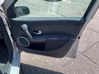 Renault Clio Clio III (BR/CR), Hatchback, 2005 / 2014 1.4 16V picture 28