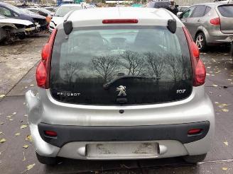 Peugeot 107 107, Hatchback, 2005 / 2014 1.0 12V picture 8
