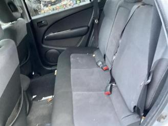 Mitsubishi Outlander Outlander (CU), SUV, 2001 / 2007 2.0 16V 4x2 picture 19