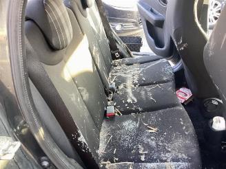 Peugeot 108 108, Hatchback, 2014 1.0 12V VVT-i picture 27