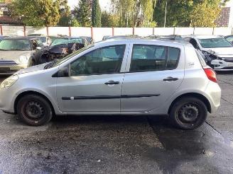 Renault Clio Clio III (BR/CR), Hatchback, 2005 / 2014 1.2 16V 75 picture 8