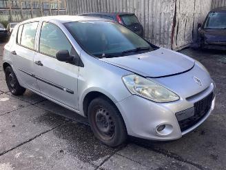 Renault Clio Clio III (BR/CR), Hatchback, 2005 / 2014 1.2 16V 75 picture 3