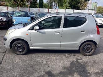 Nissan Pixo Pixo (D31S), Hatchback, 2009 1.0 12V picture 3