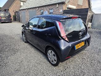 Toyota Aygo 1.0 VVT-I X-Play picture 4