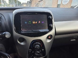 Toyota Aygo 1.0 VVT-I X-Play picture 12