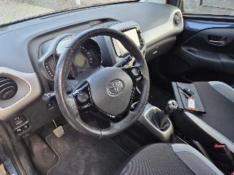 Toyota Aygo 1.0 VVT-I X-Play picture 10