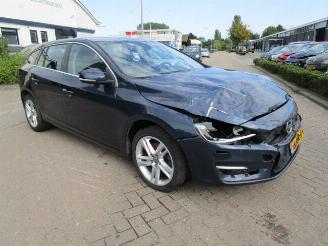 Volvo V-60 1.6 D2 picture 2