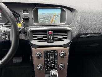Volvo V-40 Cross Country 2.0 D3 Automaat picture 15