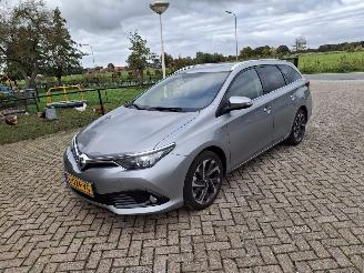 Voiture accidenté Toyota Auris 1.6 diesel   navi clima 2016/6