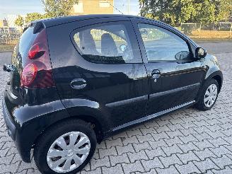 Peugeot 107 1.0 ACTIVE AIRCO RIJDBARE SCHADE! BOUWJAAR 2013  1600 EURO picture 5
