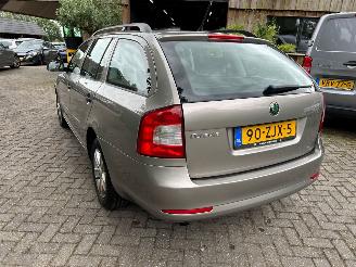 Skoda Octavia 1.2 NAVI AIRCO CRUISE picture 3