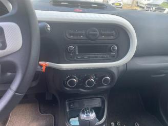 Renault Twingo Twingo III (AH), Hatchback 5-drs, 2014 1.0 SCe 75 12V picture 12
