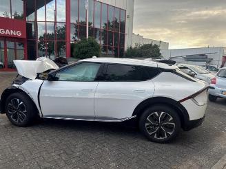 Kia EV6 EV6, Hatchback, 2021 77.4/84 kWh RWD picture 4