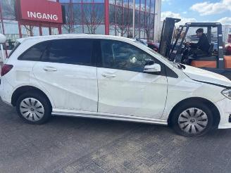 Mercedes B-klasse B (W246), Hatchback, 2011 / 2018 2.2 B-220 CDI BlueEFFICIENCY,d 16V picture 3