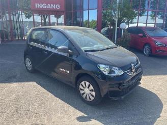 Vrakbiler auto Volkswagen Up! Up! (121), Hatchback, 2011 1.0 MPI 12V 2023/4