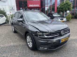 Volkswagen Tiguan 1.4 TSI CON. SERIES picture 2