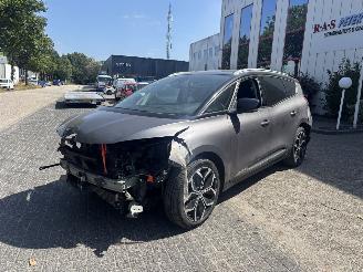 Renault Scenic 1.3 TCE INTENS picture 2