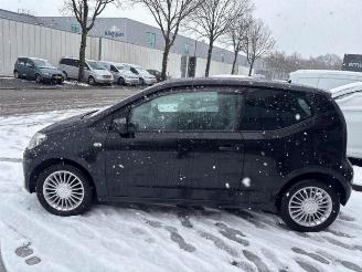 Volkswagen Up! Up! (121), Hatchback, 2011 1.0 12V 75 picture 3