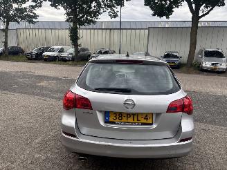 Opel Astra SPORTS TOURER 1.4 T EDITION picture 5