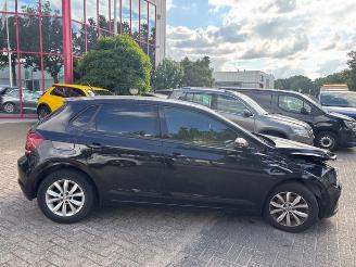 skadebil auto Volkswagen Polo Polo VI (AW1), Hatchback 5-drs, 2017 1.0 TSI 12V BlueMotion 2018/9