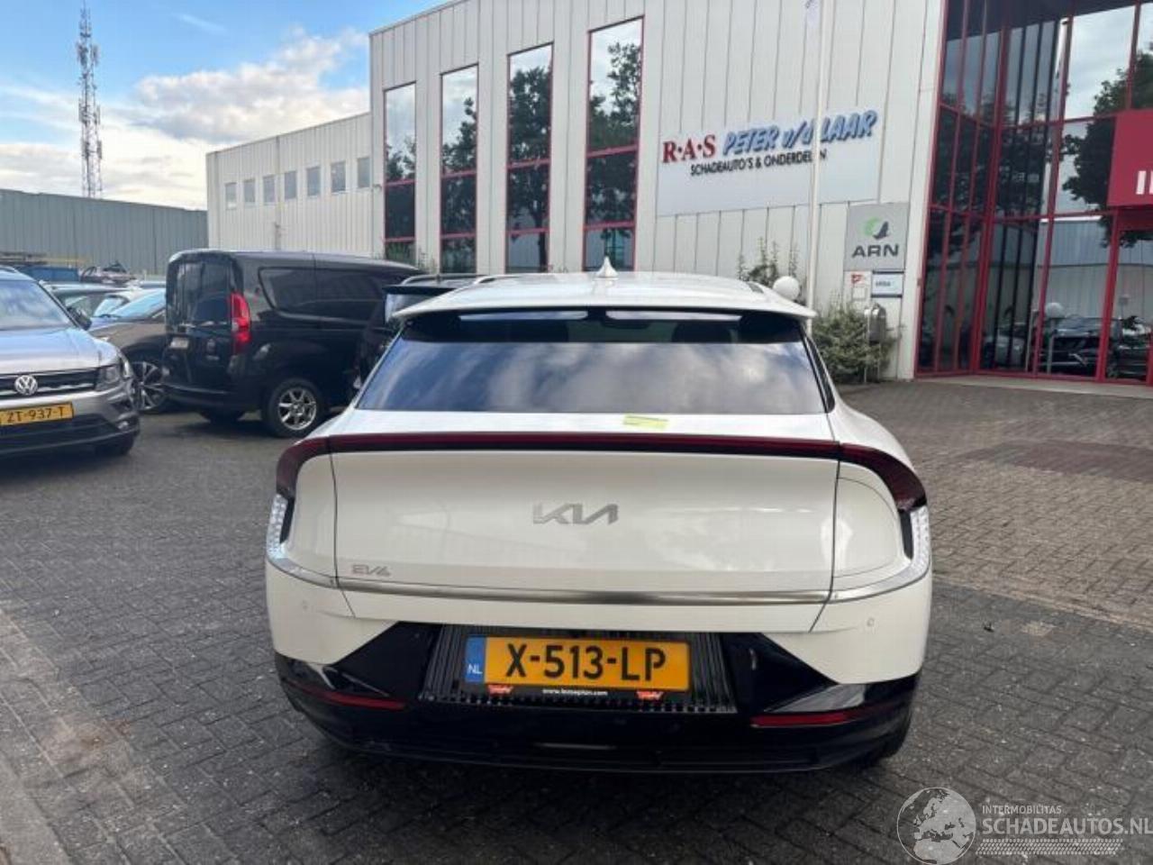 Kia EV6 EV6, Hatchback, 2021 77.4/84 kWh RWD