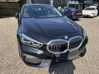 BMW 1-serie 118 I  Automaat  Advance picture 12