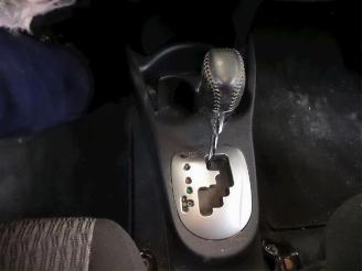 Toyota Yaris Yaris III (P13), Hatchback, 2010 / 2020 1.33 16V Dual VVT-I picture 13