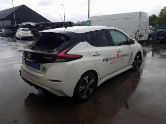 Nissan Leaf Leaf (ZE1), Hatchback, 2017 39/40kWh picture 4