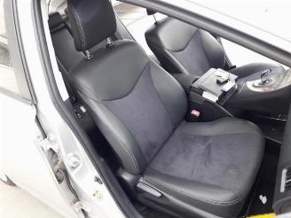 Toyota Prius Prius (ZVW3), Hatchback, 2009 / 2016 1.8 16V picture 15