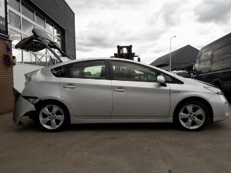 Toyota Prius Prius (ZVW3), Hatchback, 2009 / 2016 1.8 16V picture 3