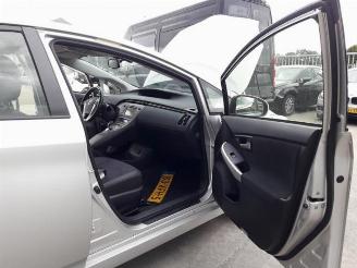 Toyota Prius Prius (ZVW3), Hatchback, 2009 / 2016 1.8 16V picture 14