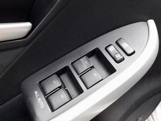 Toyota Prius Prius (ZVW3), Hatchback, 2009 / 2016 1.8 16V picture 17