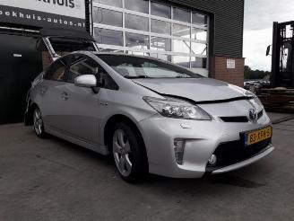 Toyota Prius Prius (ZVW3), Hatchback, 2009 / 2016 1.8 16V picture 2