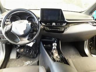 Toyota C-HR C-HR (X1,X5), SUV, 2016 1.8 16V Hybrid picture 12