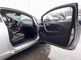 Opel Astra Astra J GTC (PD2/PF2), Hatchback 3-drs, 2011 / 2018 1.4 Turbo 16V ecoFLEX 140 picture 13